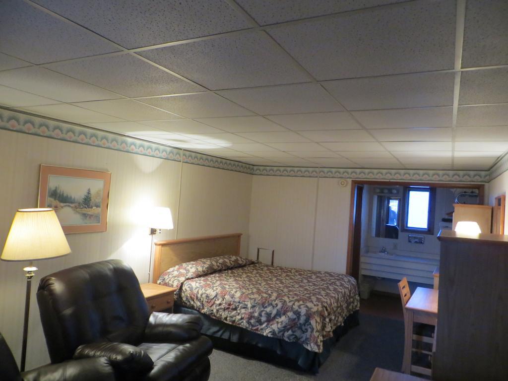 Midtown Western Inn - Kearney Room photo