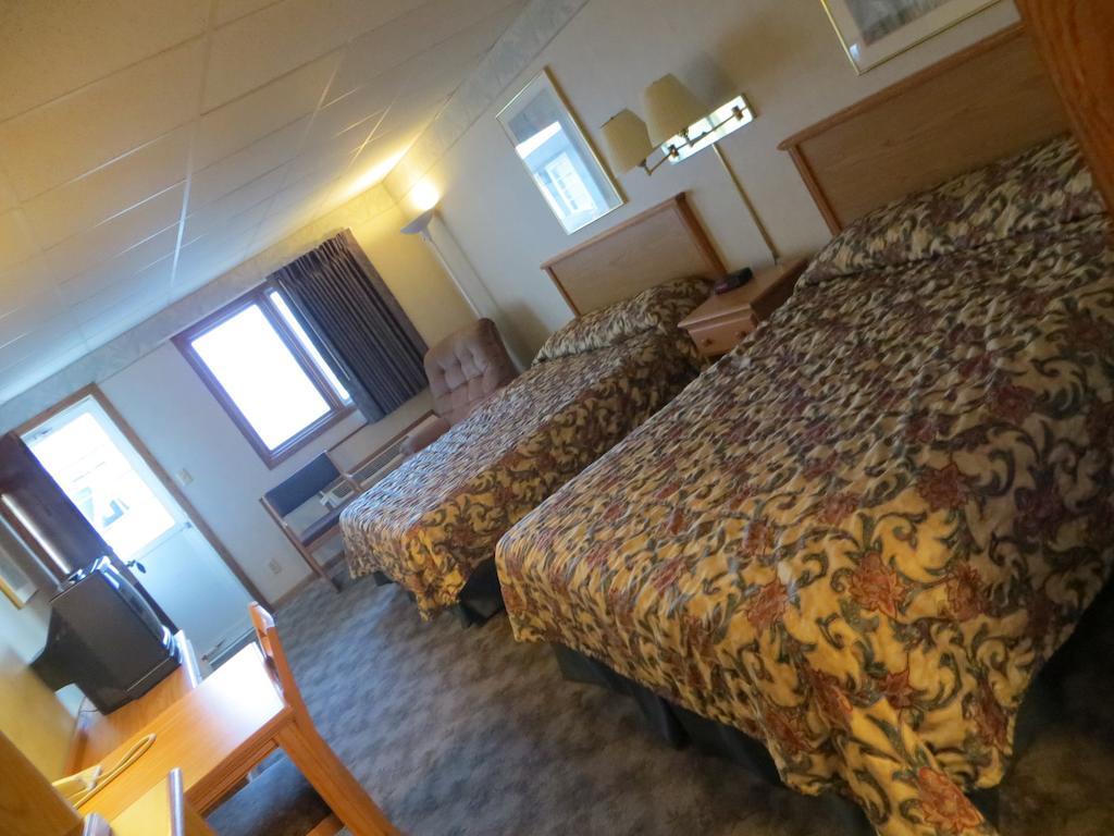 Midtown Western Inn - Kearney Room photo